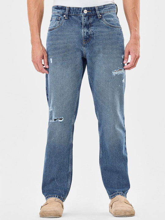 Men Relaxed Fit Mid-Rise Low Distress Light Fade Jeans